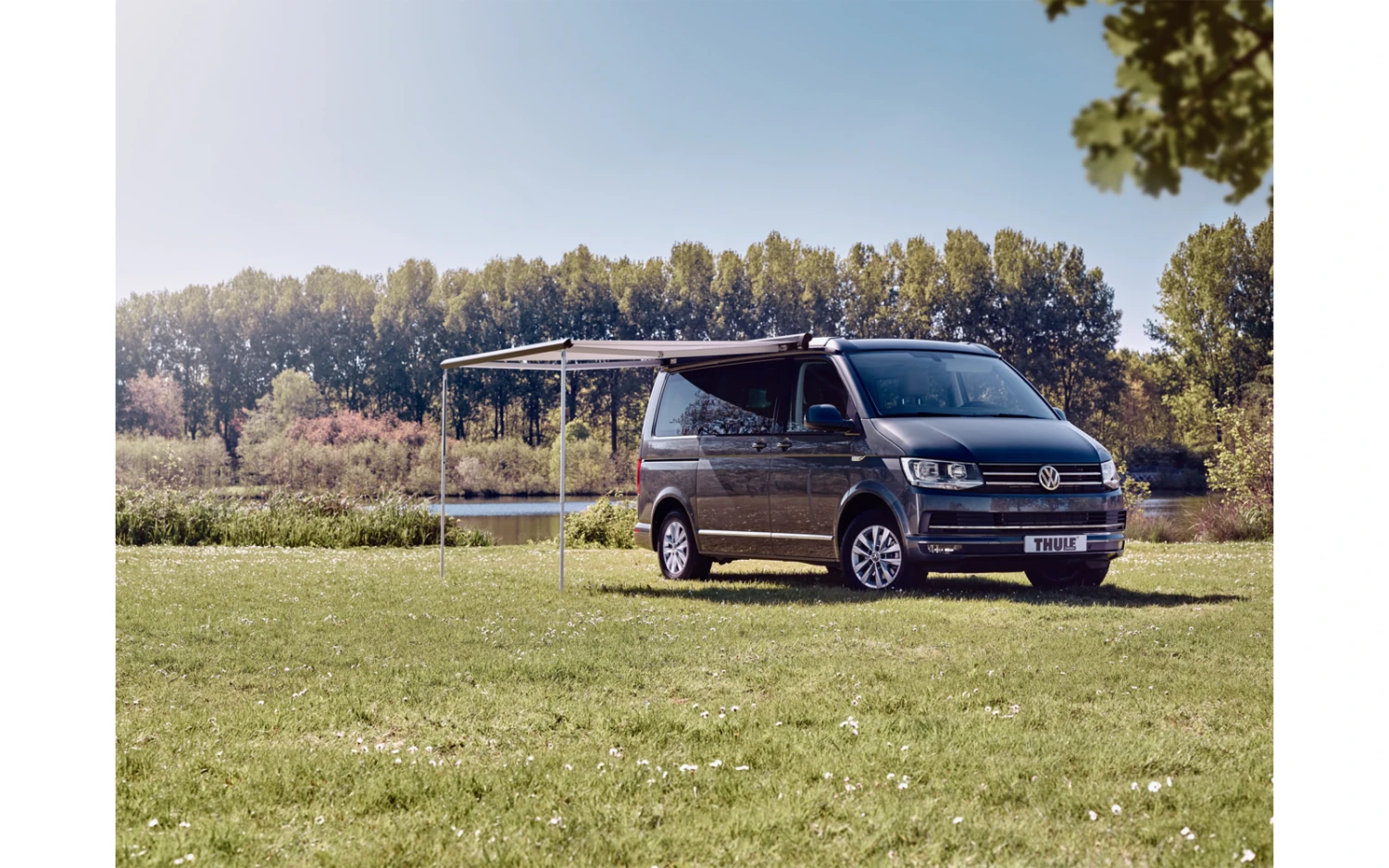 Thule Omnistor 5102 Markise Gehäusefarbe Anthrazit 9 Thule Omnistor 5102 Markise Gehäusefarbe Anthrazit – Bild 7