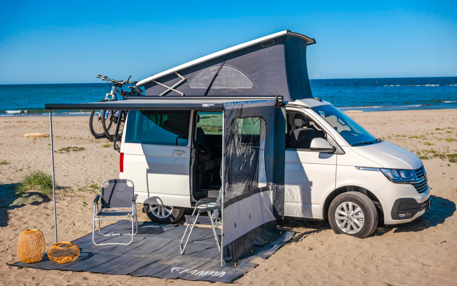 Fiamma F45s Wandmarkise 300 Cm Für VW T5 / T6 / Multivan / Transporter Langer Radstand (Deep Black / Royal Grey) 6 Fiamma F45s Wandmarkise 300 Cm Für VW T5 / T6 / Multivan / Transporter Langer Radstand (Deep Black / Royal Grey) – Bild 4