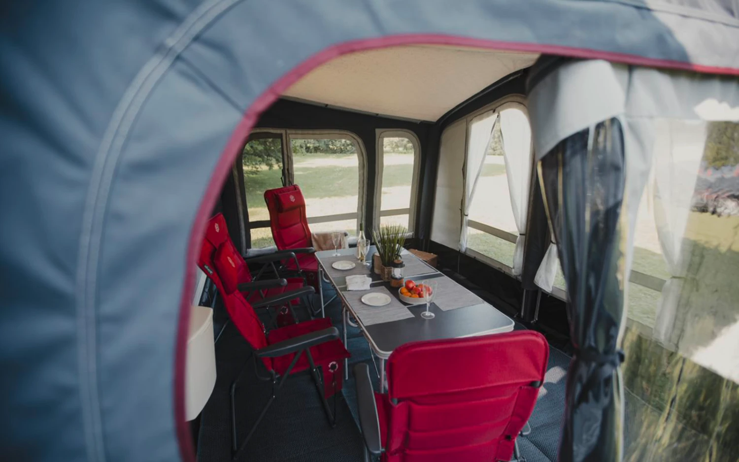 Vango Riviera Air 390 Elements All Season Aufblasbares Ganzjahresvorzelt 9 Vango Riviera Air 390 Elements All Season Aufblasbares Ganzjahresvorzelt – Bild 7