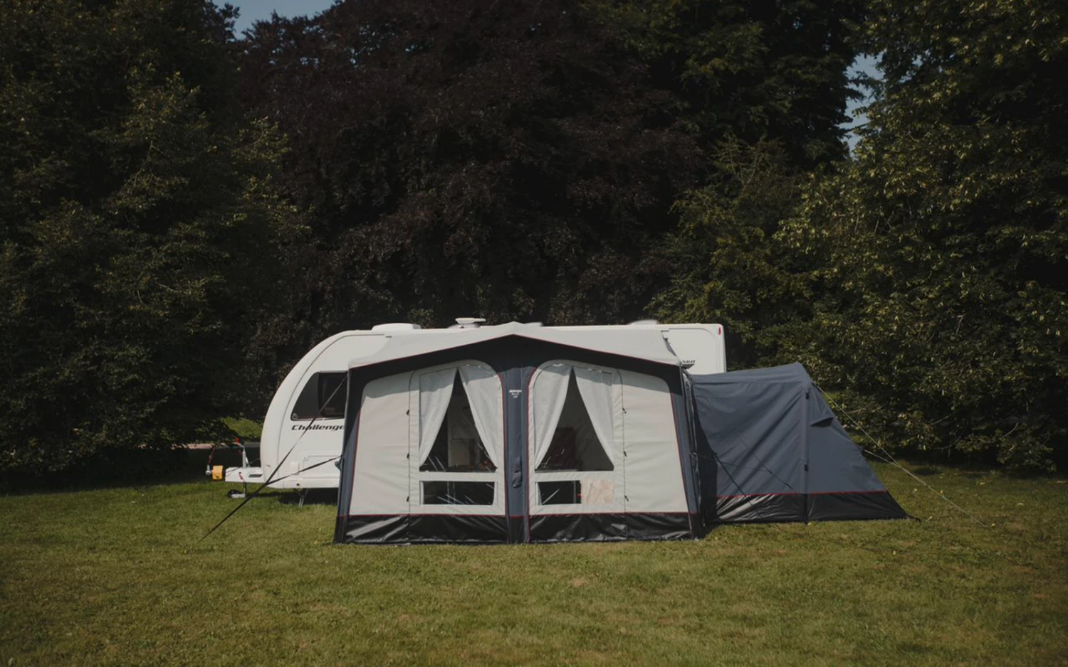 Vango Riviera Air 390 Elements All Season Aufblasbares Ganzjahresvorzelt 19 Vango Riviera Air 390 Elements All Season Aufblasbares Ganzjahresvorzelt – Bild 17