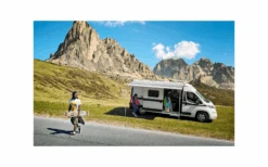 Dometic PerfectRoof PR 2000 Dachmarkise (Weiß / Horizon Grey) 26 Dometic PerfectRoof PR 2000 Dachmarkise (Weiß / Horizon Grey) -Berger 1187392 7017085